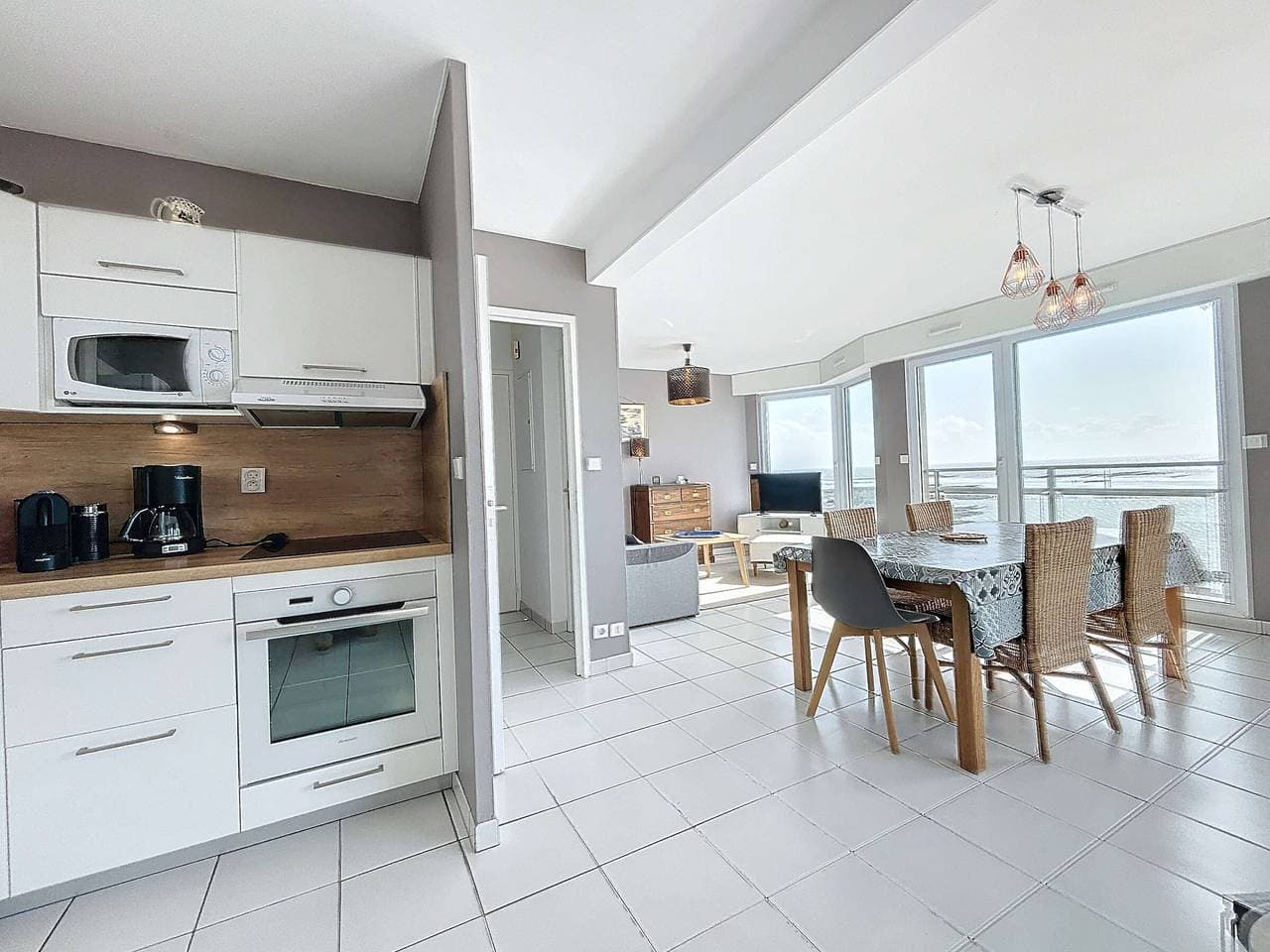 Foto 10 von 21: Schöne Wohnung am Meer mit Balkon, Parkplatz und moderner Ausstattung