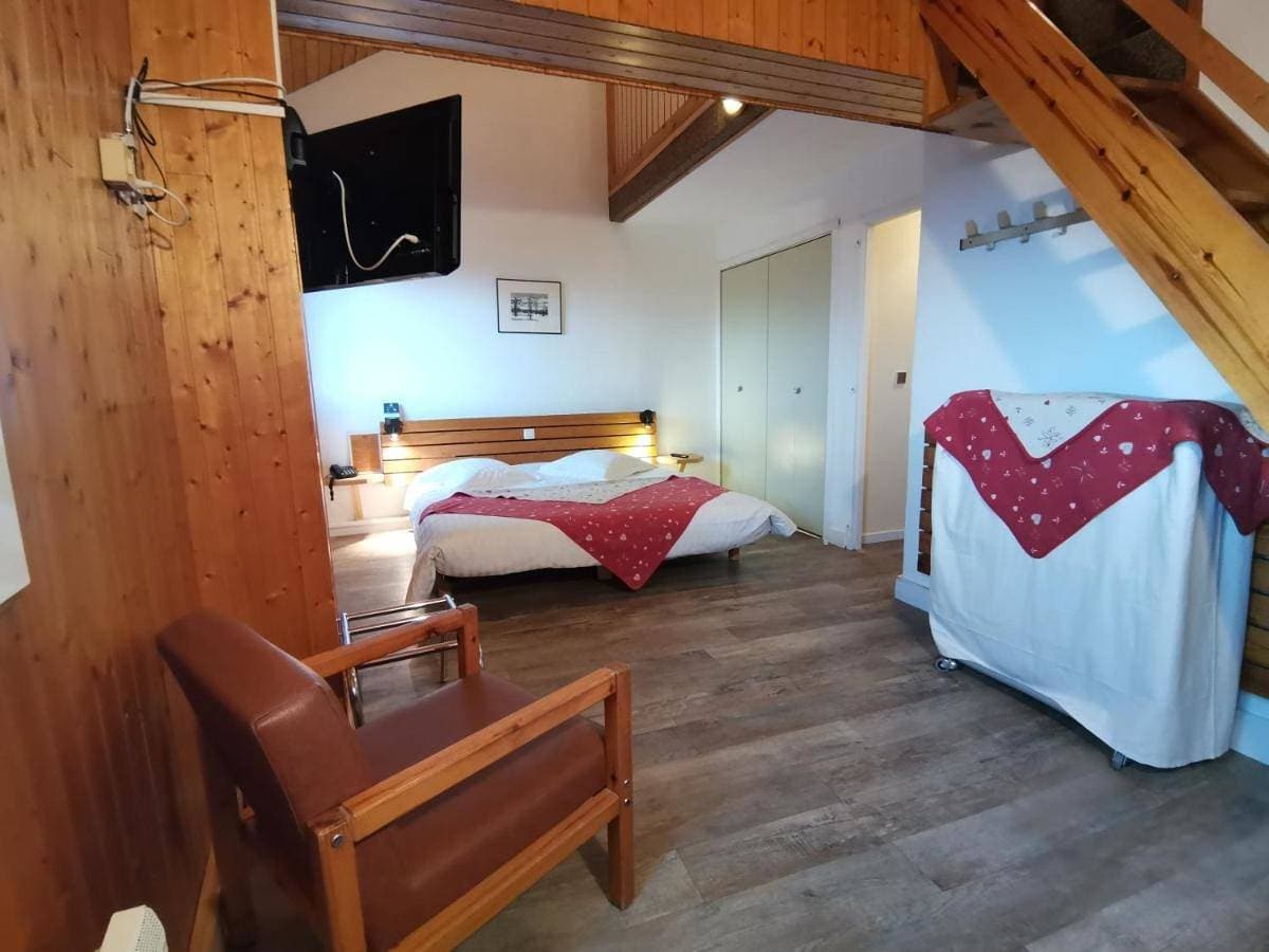 Foto 4 von 9: Quadruple Room