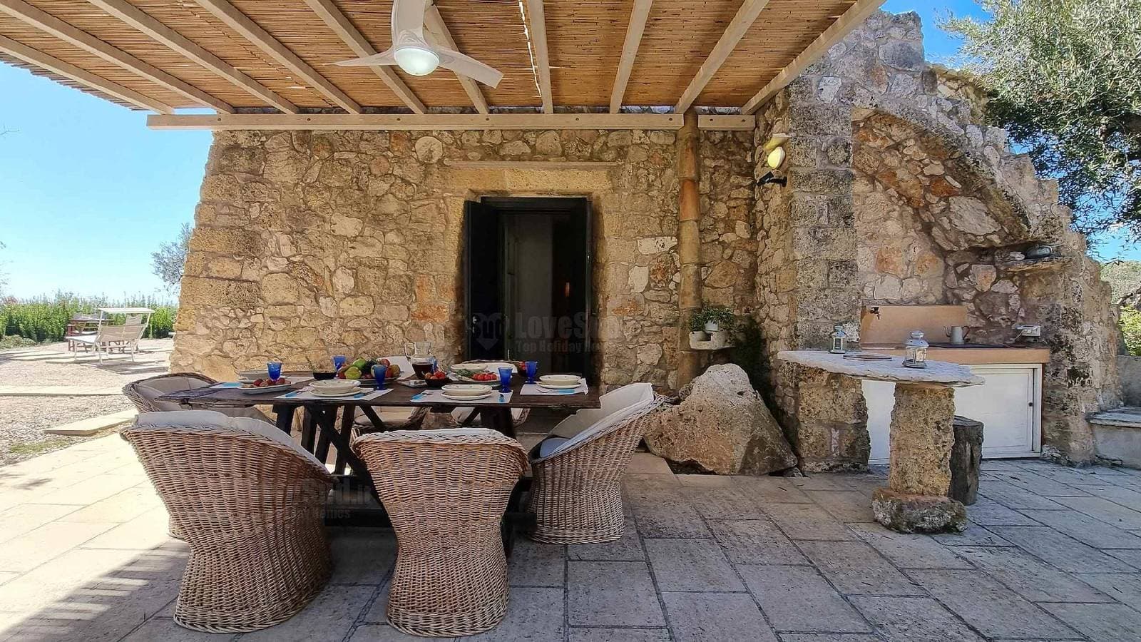 Foto 4 von 30: Ferienhaus für 4 Personen mit Terrasse
