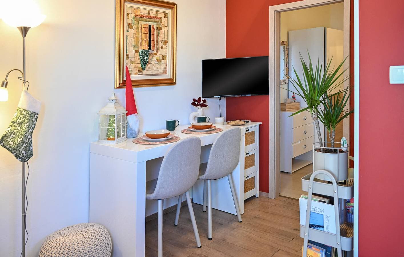 Foto 7 von 26: Ferienhaus am Wasser mit Parkplatz, WLAN und nur 2 km vom Hundestrand entfernt