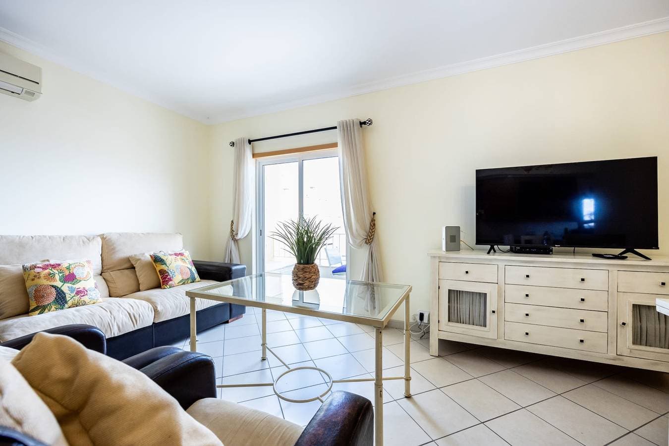 Altura Beach Apartment 1