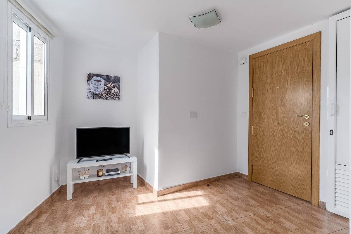 Foto 7 von 32: Ferienwohnung für 4 Personen mit Terrasse