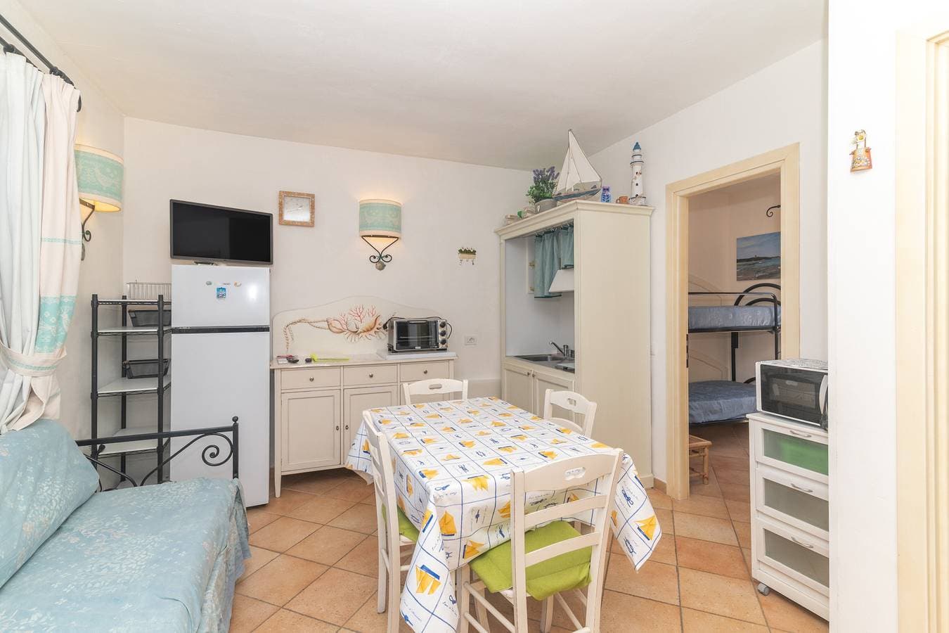 Foto 7 von 25: Apartment 'Sardegna Stupenda N 01' mit Gemeinschaftspool, WLAN & Klimaanlage