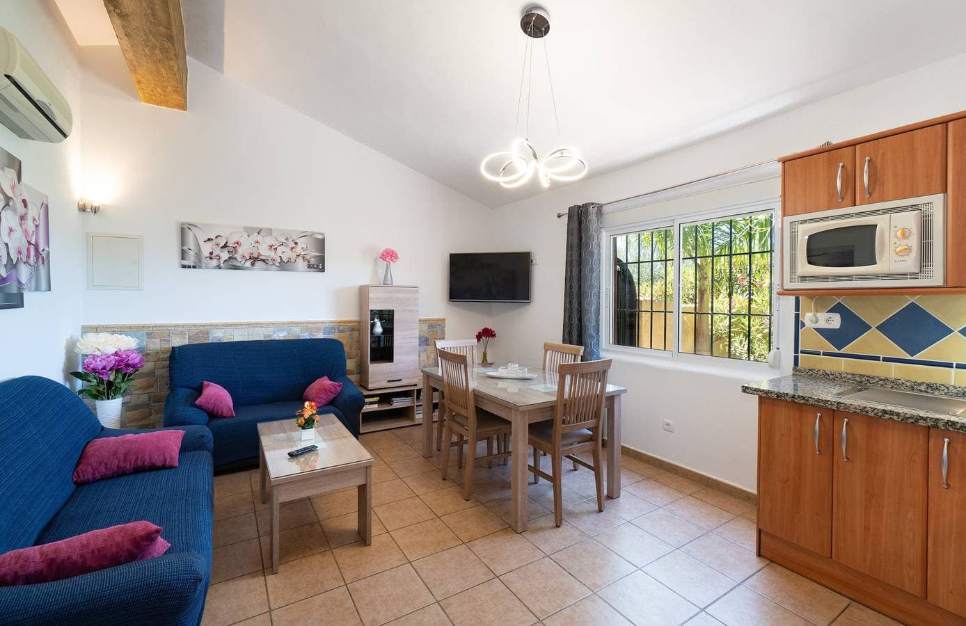 Foto 7 von 25: Ferienhaus Los Aperos 2 mit Meerblick, Pool, Garten und WLAN