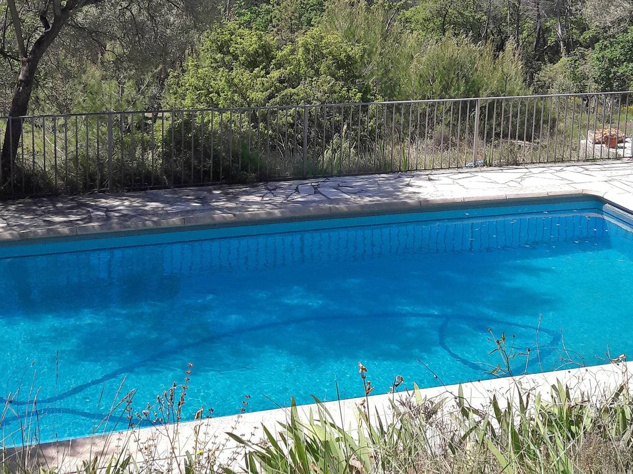 Foto 7 von 40: Ferienhaus in Var mit Privatpool