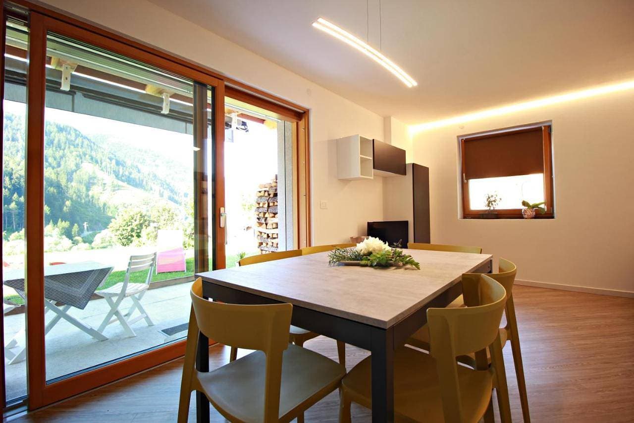 Foto 9 von 14: Apartment with Lake View