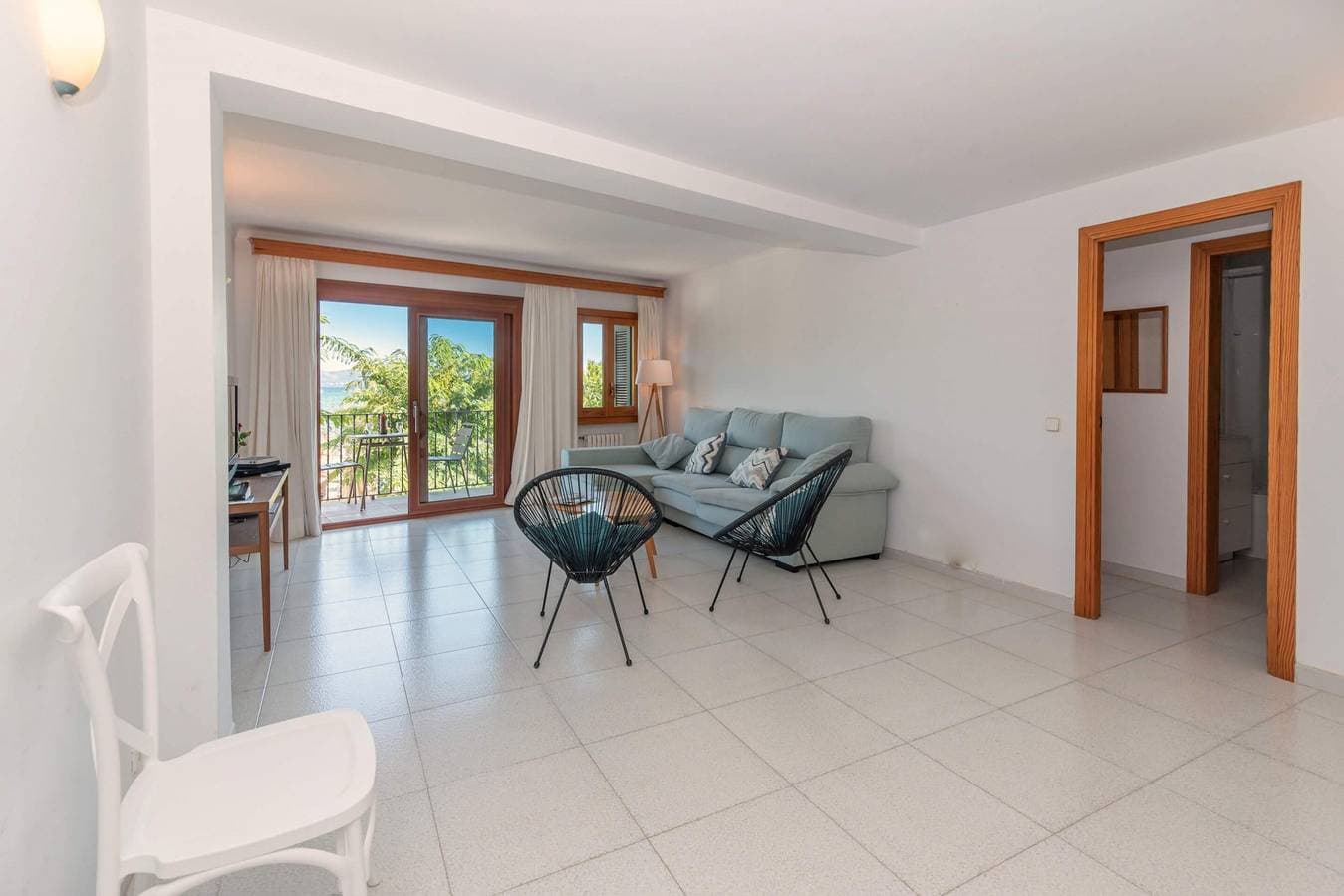 Foto 5 von 29: Vora Mar Beachfront Apartment