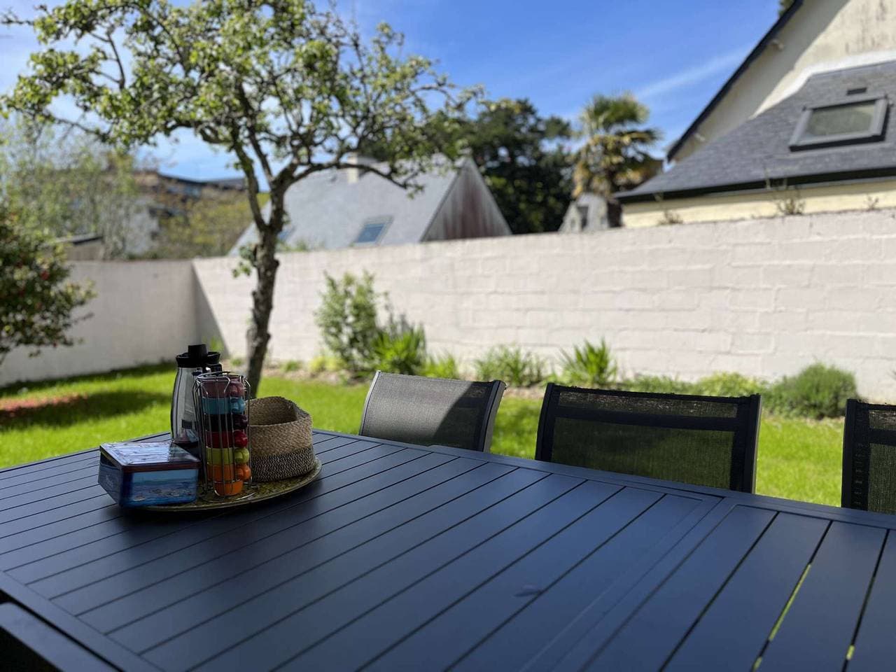 Foto 2 von 11: Gemütliche Wohnung 150m vom Strand mit geschlossenem Garten