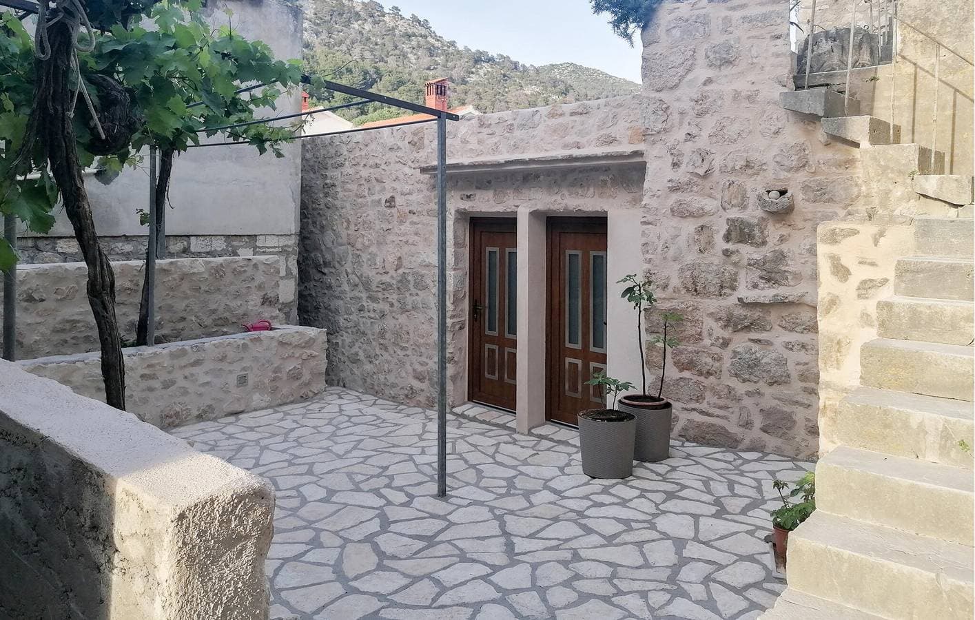 Foto 2 von 19: Gemütliche Ferienwohnung mit Terrasse, Küche, 600 m zum Strand und WLAN