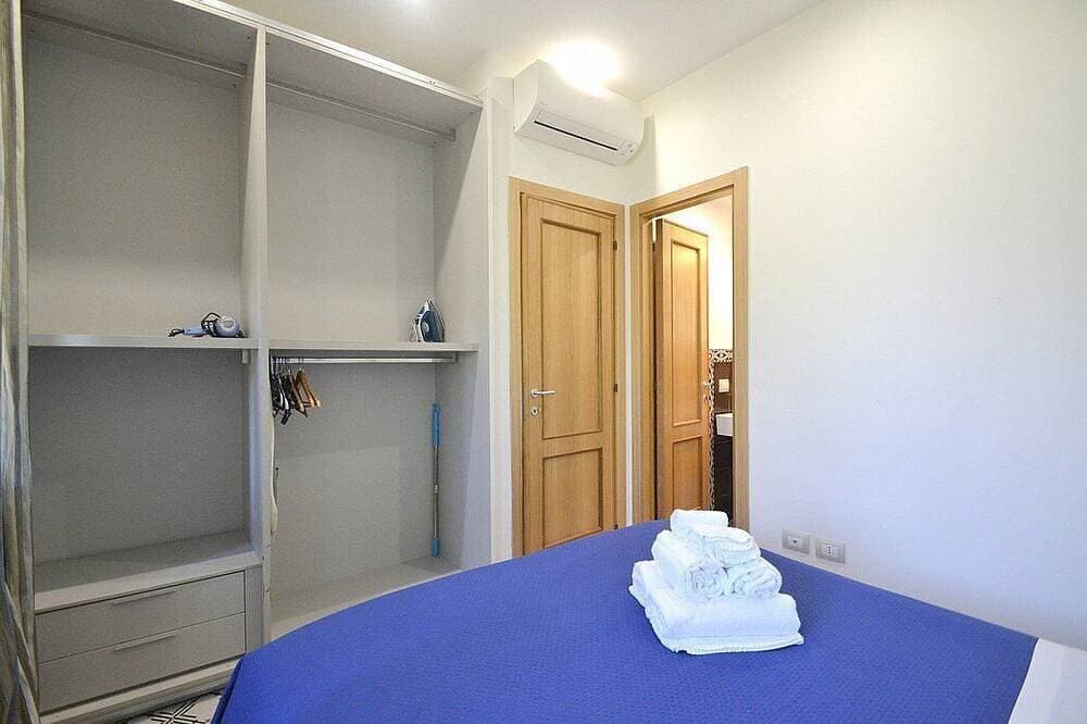 Foto 5 von 24: Villa Elicona B: A welcoming apartment situated in a central location, at a short distance from the Cathedral of Ravello, with Free Wi-Fi.