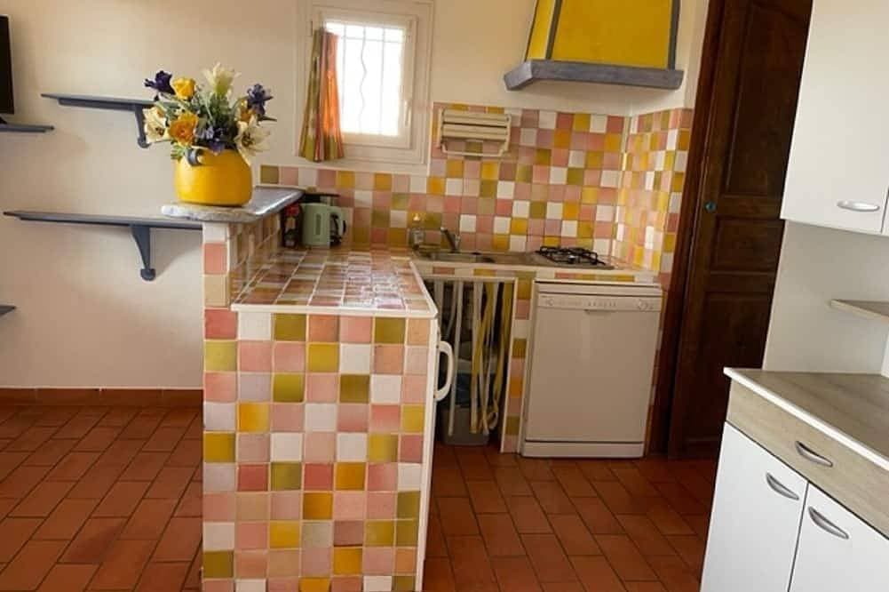 Foto 12 von 20: Ferienwohnung Var, Privater Garten, Swimmingpool, Tiere Zugelassen, Immobilien