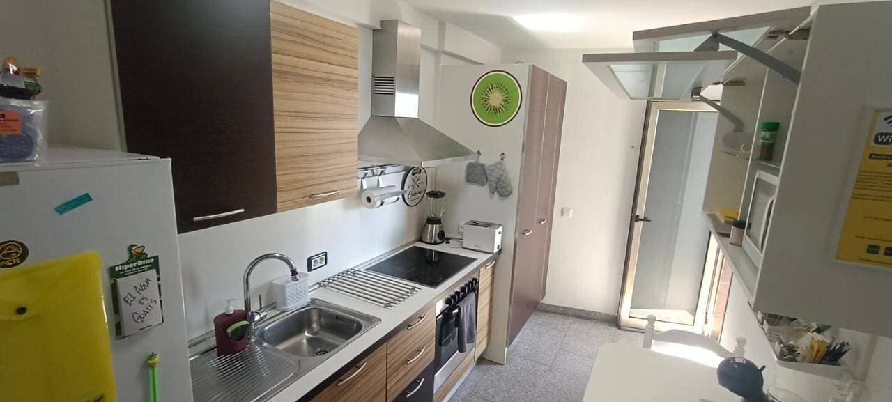 Foto 9 von 45: Two-Bedroom Apartment with Balcony and Sea View