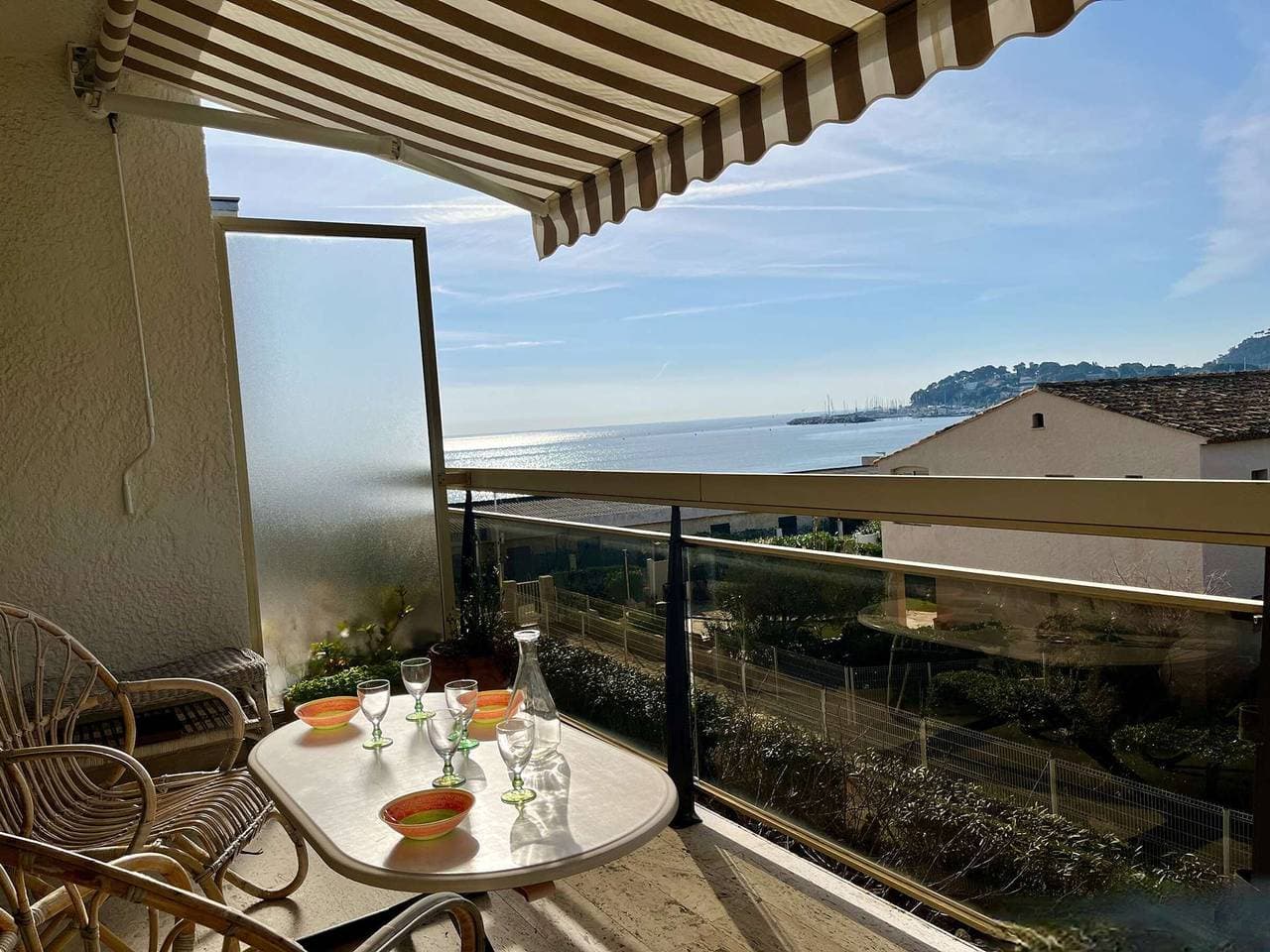 Modernes Studio mit Parkplatz und Klimaanlage in Cavalaire-sur-Mer 1