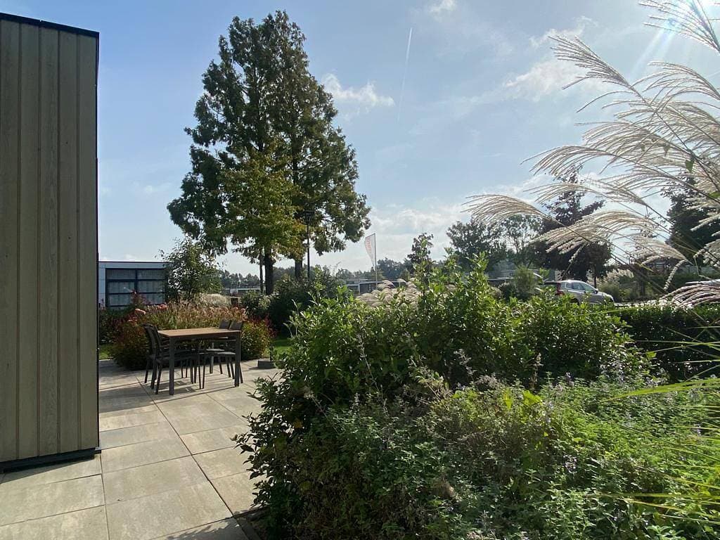Foto 10 von 12: Freistehendes StaySmart Chalet 16c mit Garten, Terrasse & Parkplatz