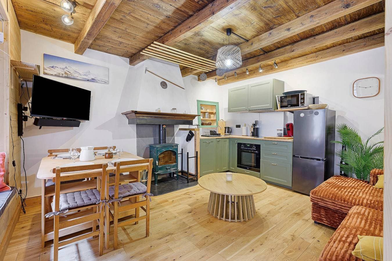 Foto 4 von 31: Ferienhaus „Le Nid Savoyard“ mit Bergblick, Balkon und WLAN