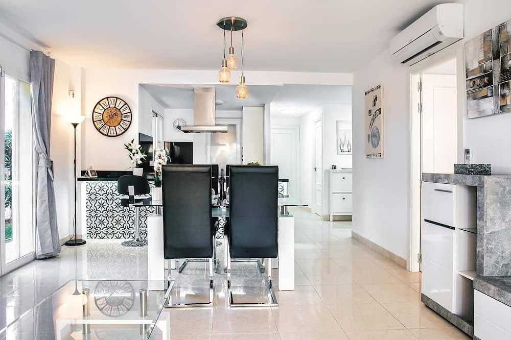 Foto 11 von 22: Amazing apartment in Cala Bona with swimming pool