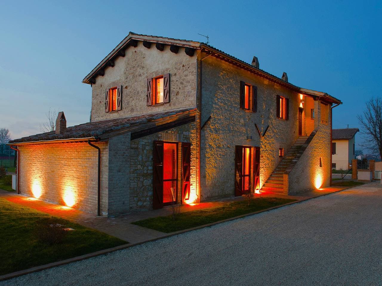 Foto 4 von 65: Ferienhaus in Foligno mit Pool und Terrasse