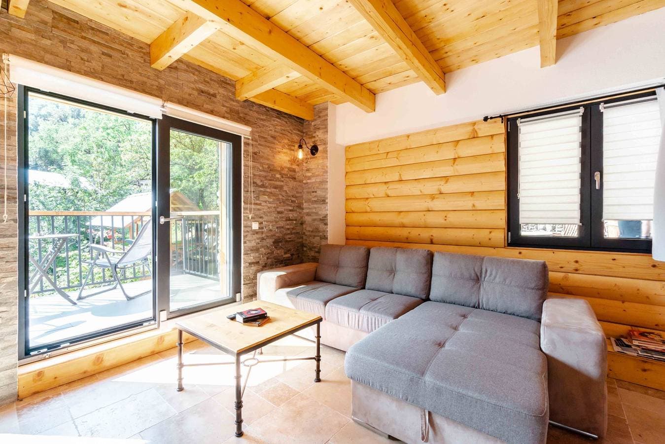 Foto 5 von 16: Ferienwohnung 'Agréable Chalet 3 Étoiles 3' mit Bergblick, Wi-Fi und Klimaanlage