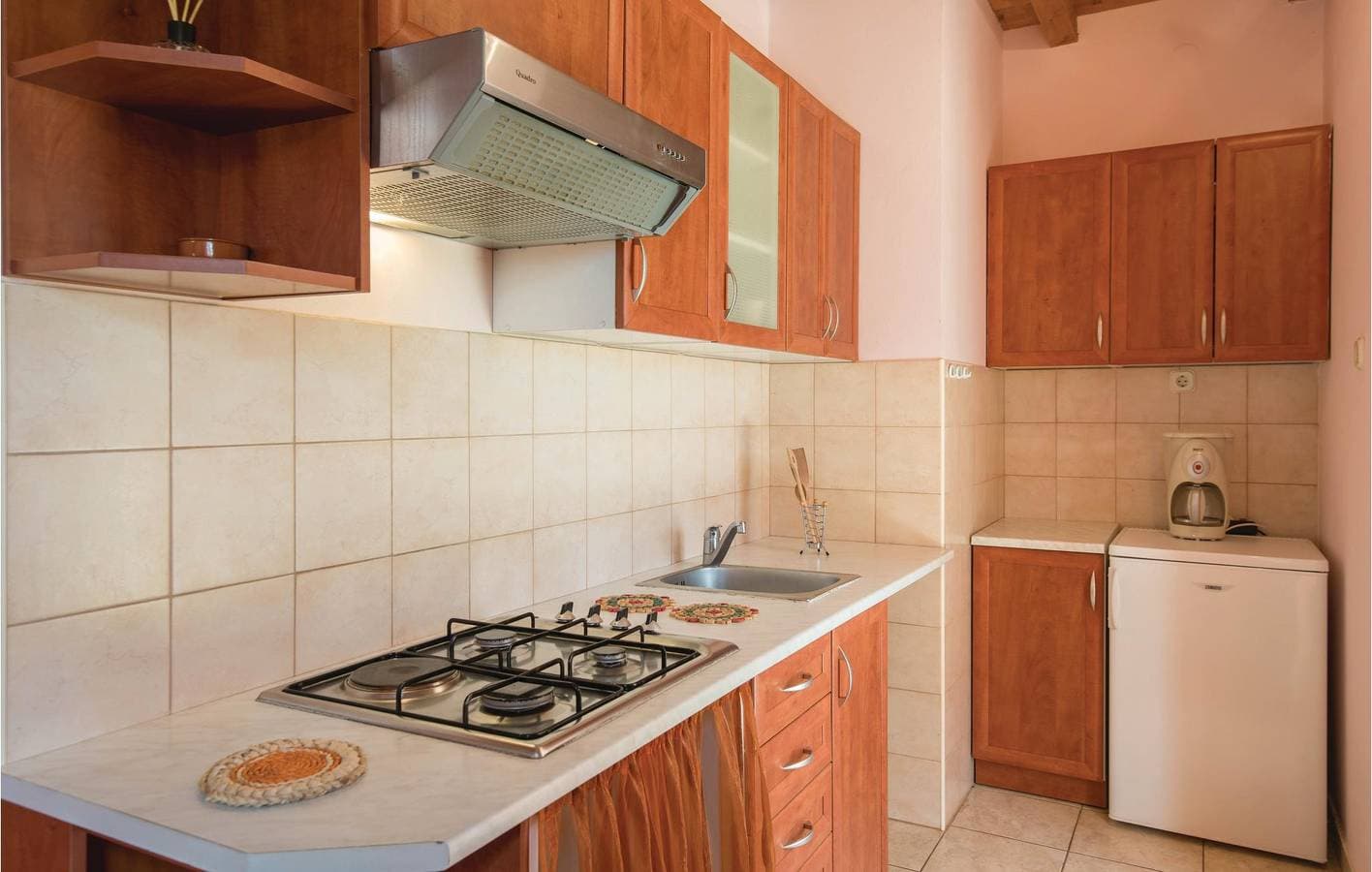Foto 12 von 22: Gemütliche Ferienwohnung mit WLAN, Klimaanlage, Terrasse und Parkplatz