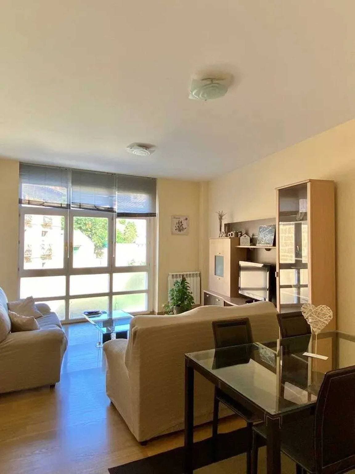 Foto 11 von 34: Elegante Wohnung in Briones, 100 qm, mit Terrasse und Parkplatz