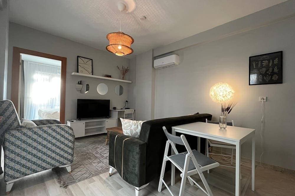B-Cozy 1-bedroom apartment in enjoyable Istanbul with WiFi, AC 1