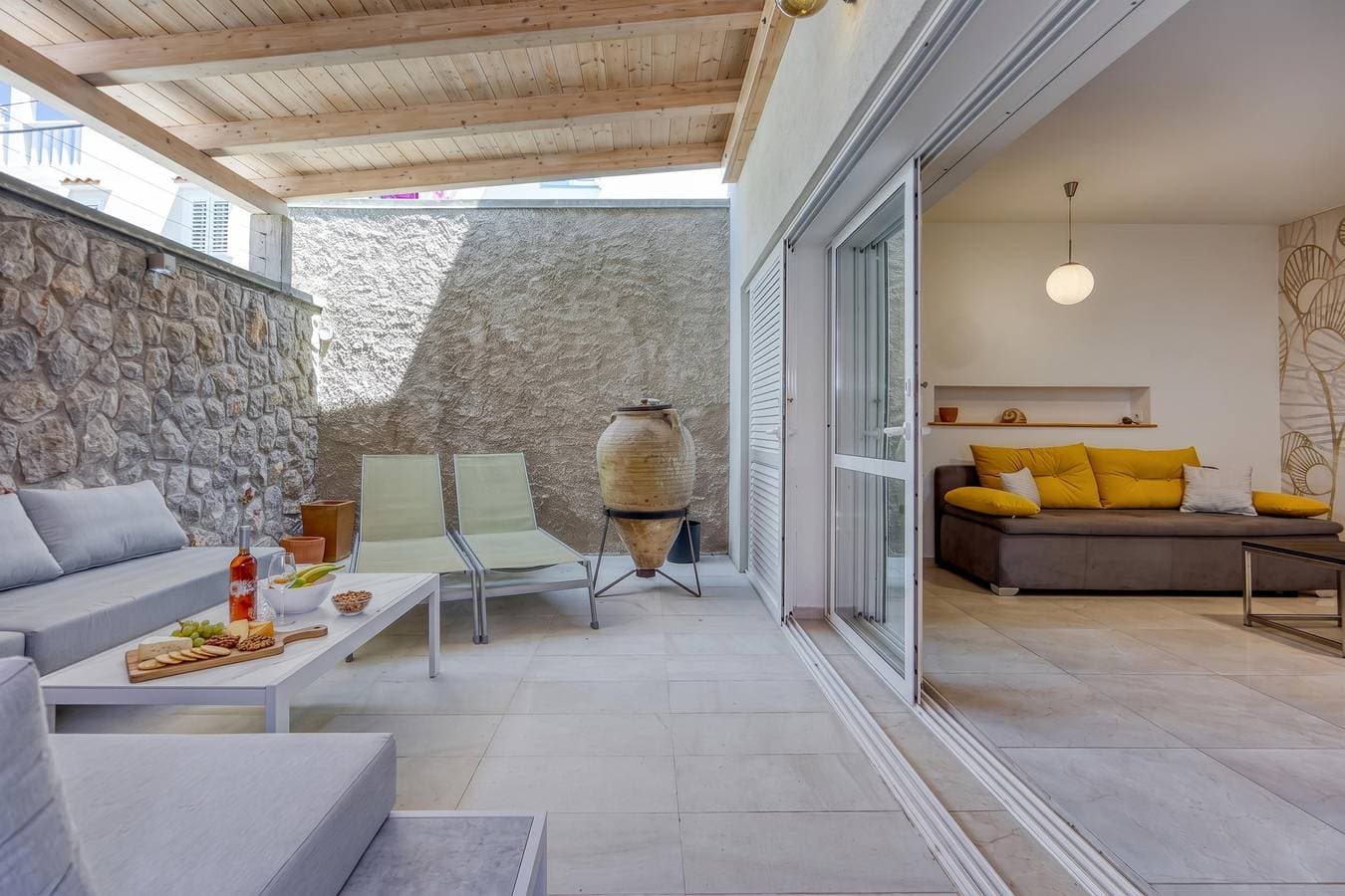 Foto 8 von 26: Bougainvillea Old Town Apartment /w Terrace