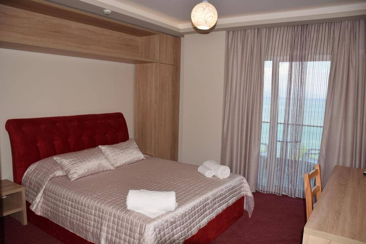 Foto 12 von 19: Double Room with Lake View