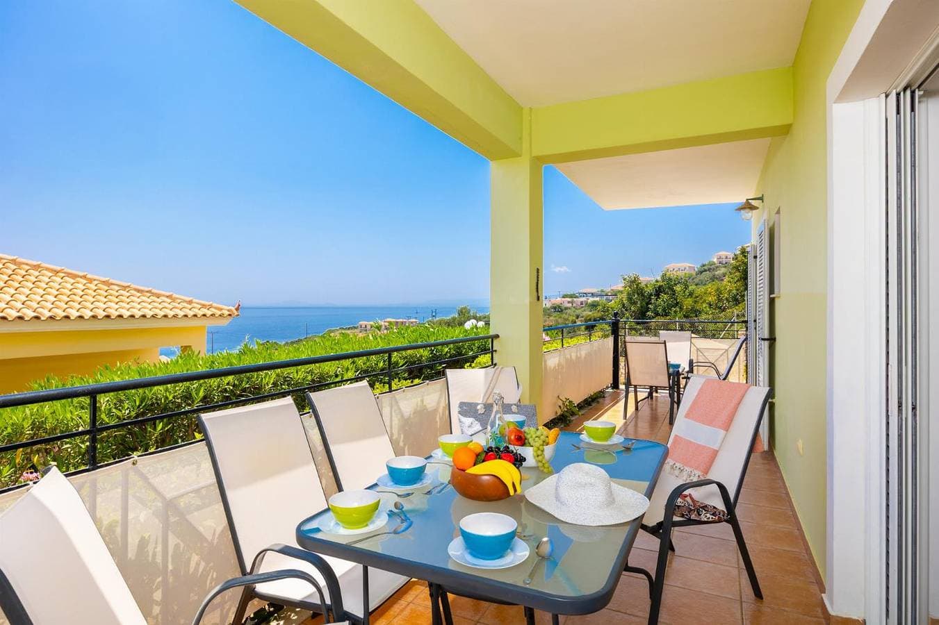 Foto 6 von 41: Villa für 6 Personen mit Balkon