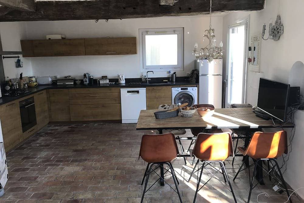 Foto 12 von 20: Schönes freistehendes Haus mit zwei Schlafzimmern, privat, mit 40qm Außenterrasse.