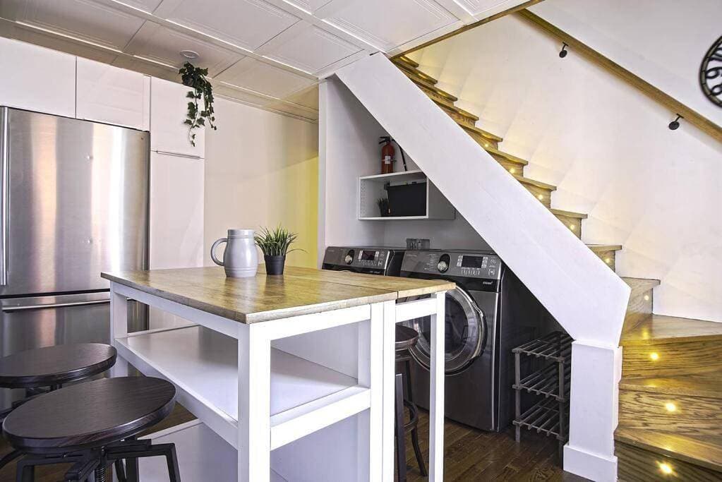 Foto 6 von 13: Sherby Prestige – Parkplatz, Kingsize-Bett, 6 Schlafplätze