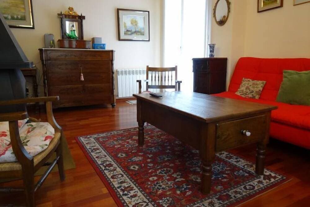 Foto 8 von 29: Ferienwohnung Olot