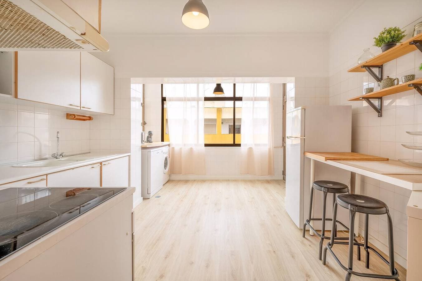 Foto 6 von 31: Ferienwohnung für 4 Personen mit Terrasse