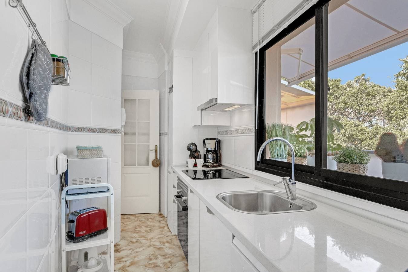 Foto 12 von 30: Ferienwohnung 'Dach mit Terrasse' mit Balkon und WLAN