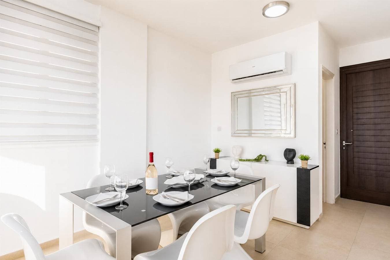 Foto 11 von 27: Villa für 5 Personen mit Balkon