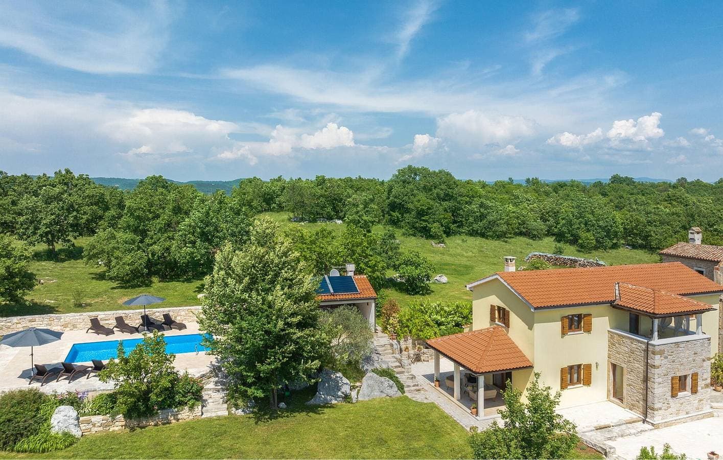 Foto 3 von 50: Schickes, ca. 18 m² großes Apartment mit Pool, Terrasse, WLAN und Parkplatz