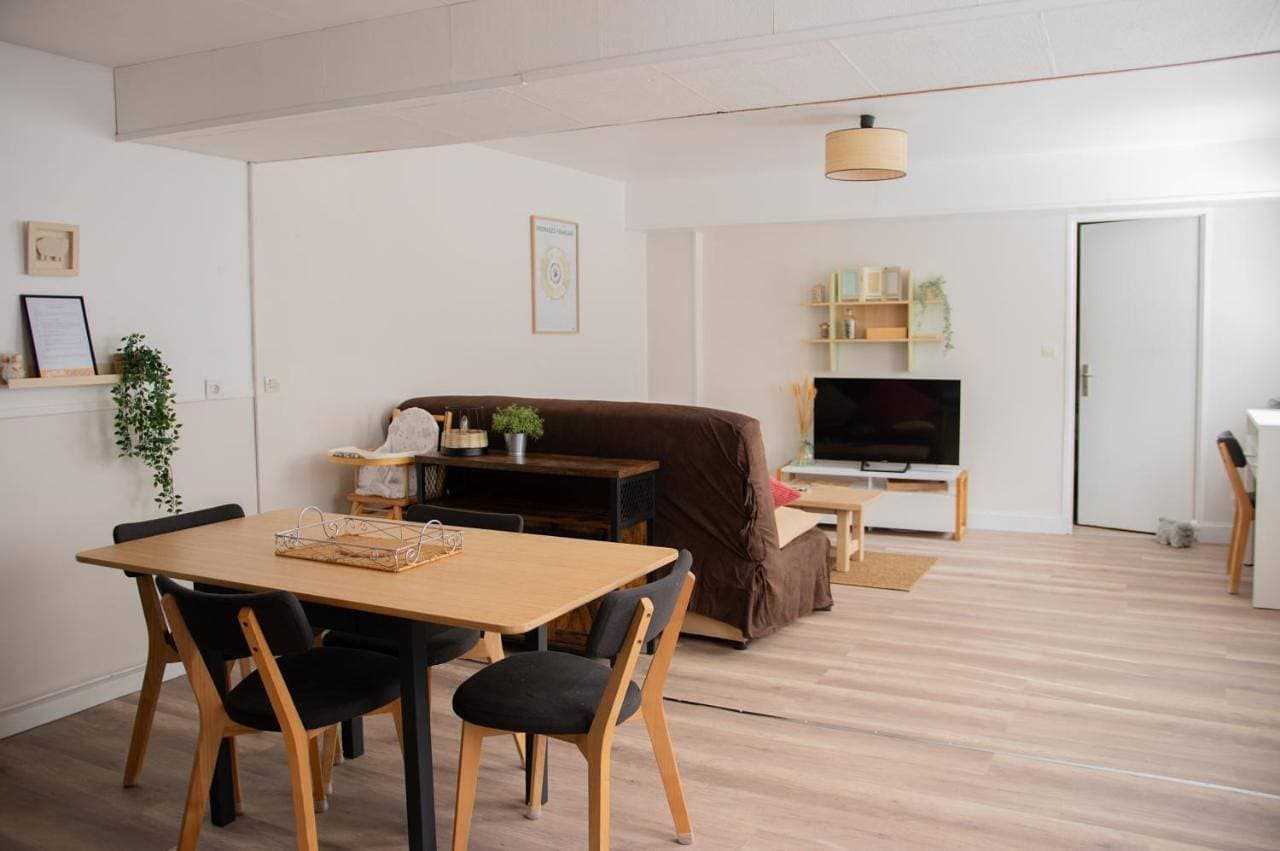 Bergerie du centre ville - 1 chambre, équipement bébé, wifi et draps inclus 1