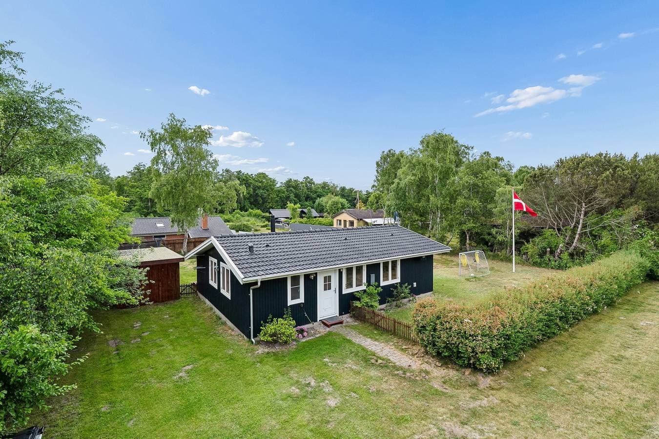 Schönes Ferienhaus mit Garten nah am Wasser 1