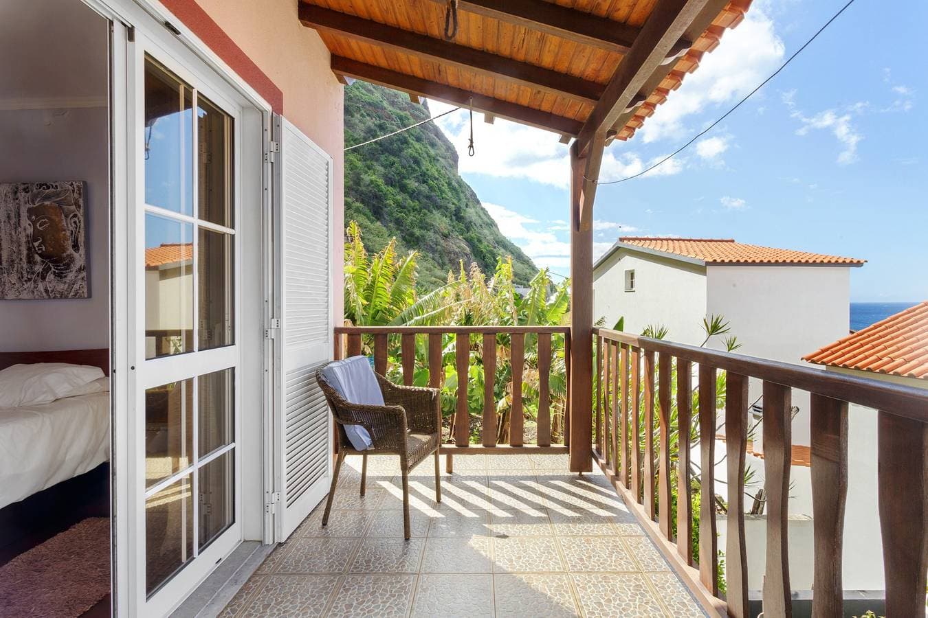 Foto 2 von 23: Ferienhaus 'Slice Of Heaven- Dream' mit Meerblick, Gemeinschaftsgarten & WLAN