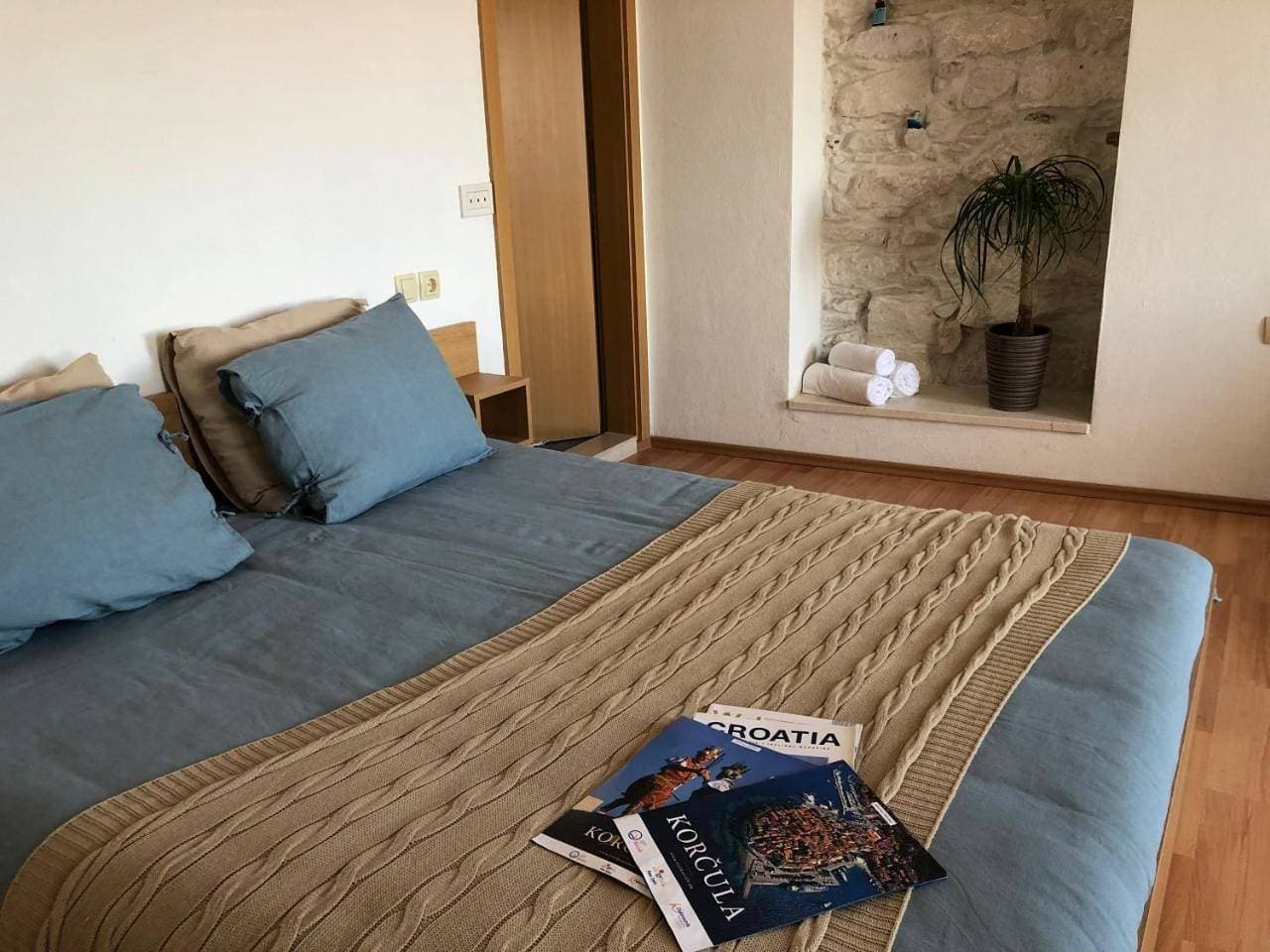 Foto 2 von 27: One-Bedroom Apartment with Balcony and Sea View