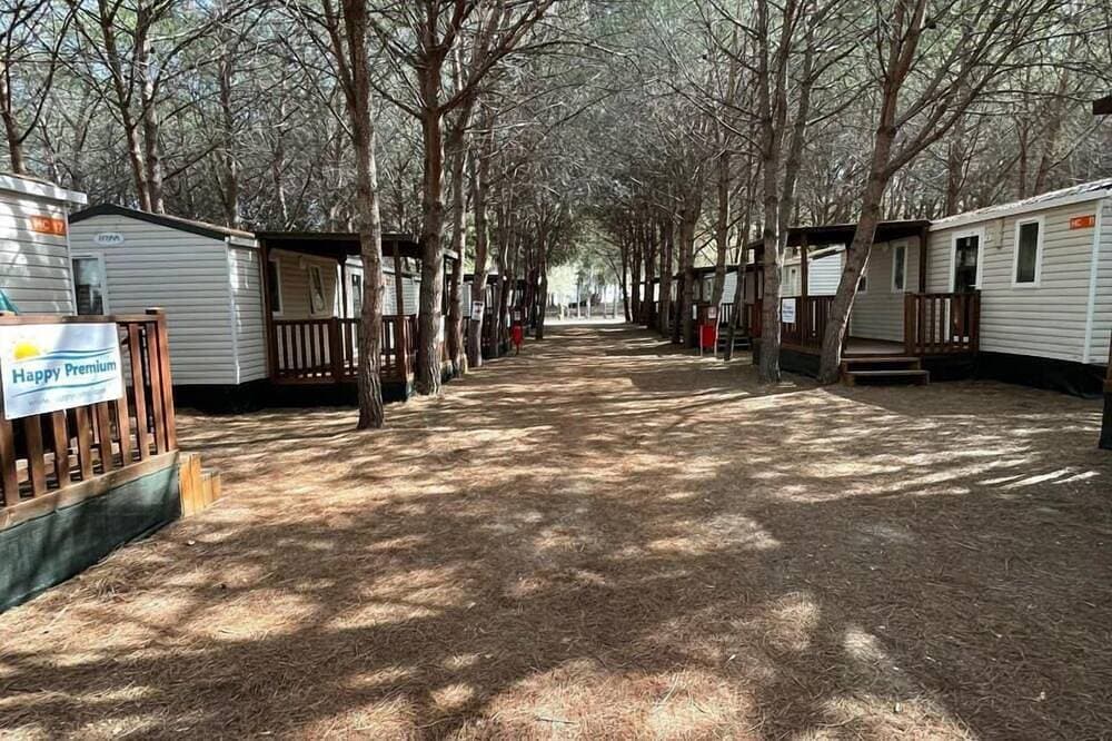 Foto 9 von 30: Camping Iscrixedda Mobilehome Happy Premium für 7 Personen