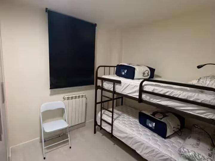 Foto 4 von 9: One-Bedroom Apartment