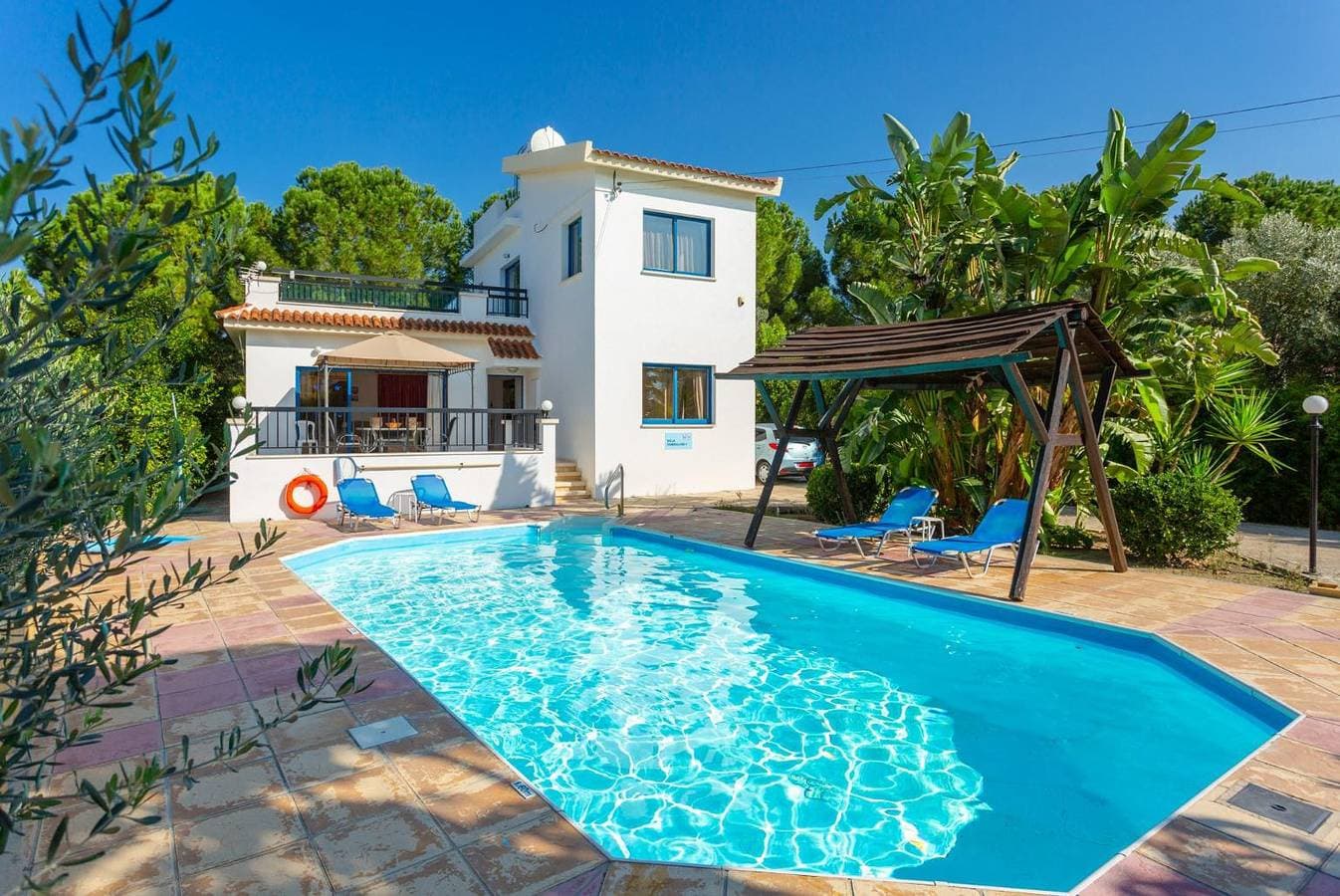 Foto 11 von 31: Villa für 4 Personen mit Terrasse