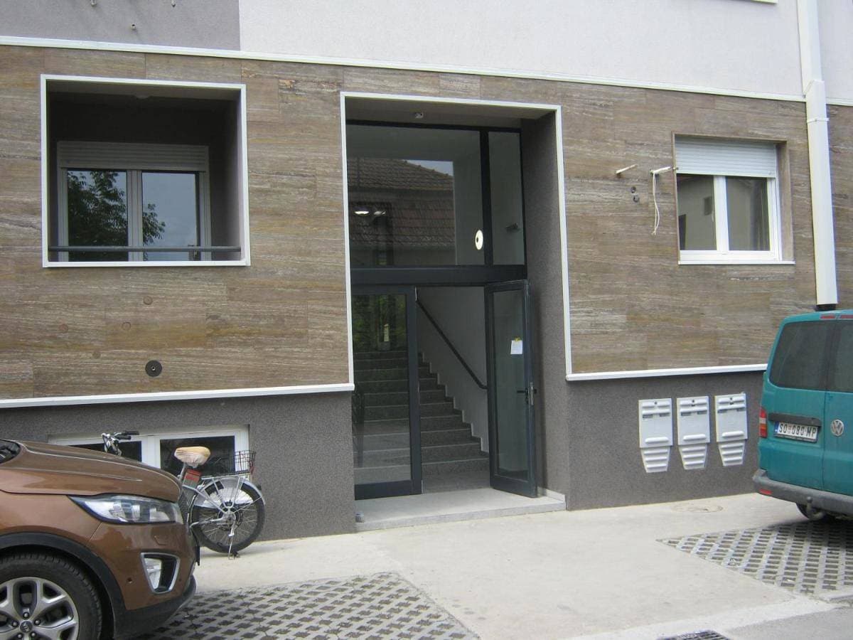 Foto 2 von 21: One-Bedroom Apartment
