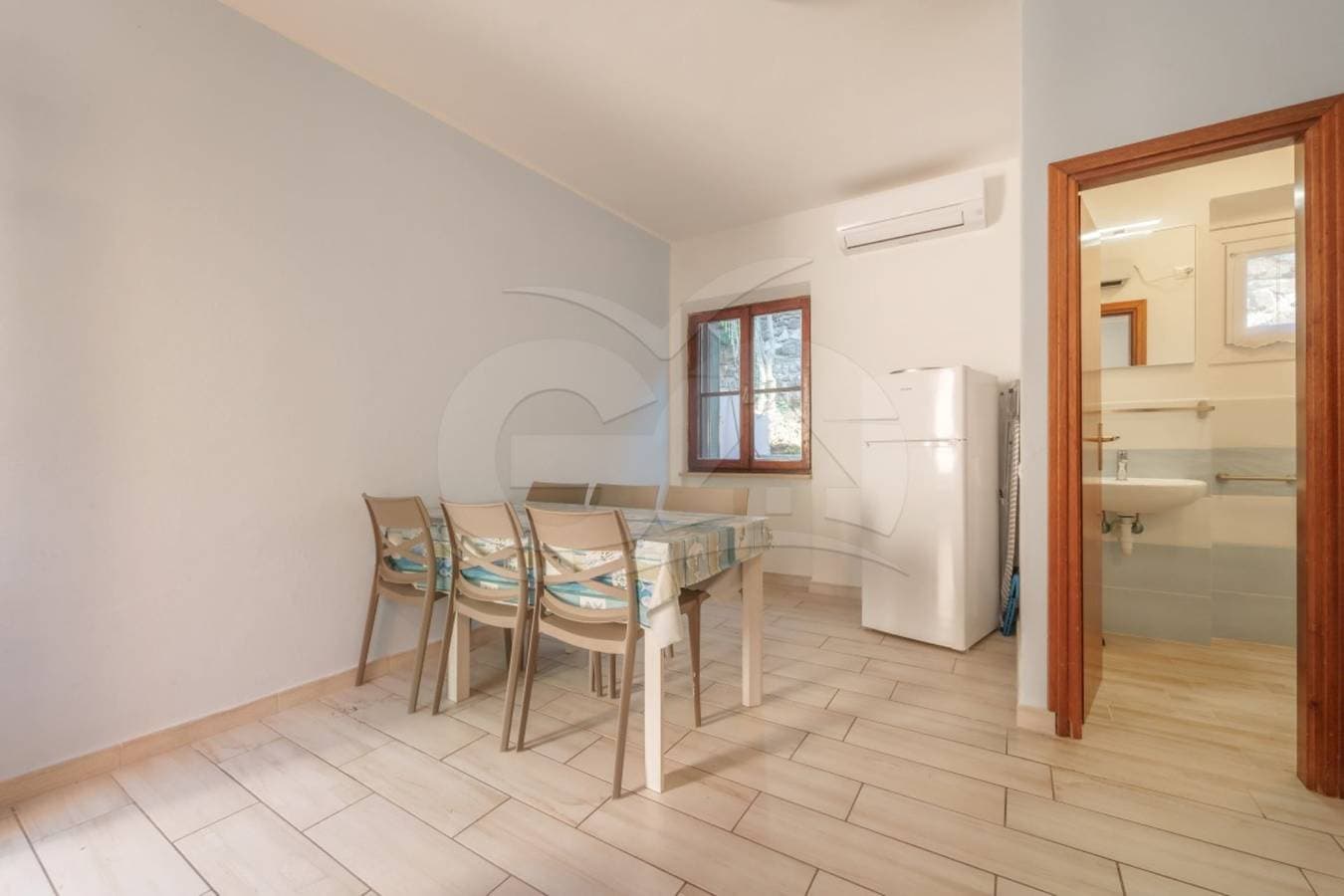 Foto 10 von 30: Villa für 5 Personen mit Terrasse