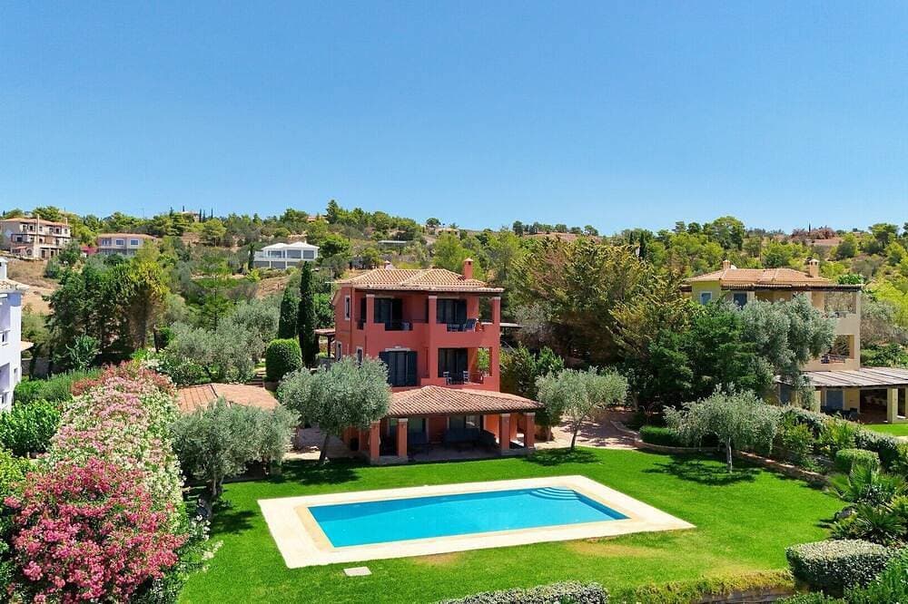 Foto 13 von 30: M.A Luxury Villa With Pool
