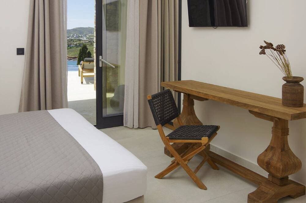 Foto 9 von 21: Villa Marenthe | 3 Bdr | Sea Views | Pool | Syros