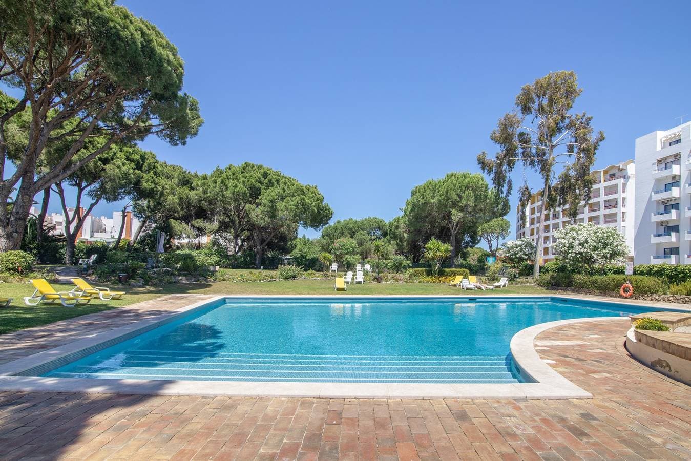 Foto 2 von 22: Ferienhaus 'Vilamoura Monte Sol' mit Gemeinschaftspool, WLAN und Klimaanlage