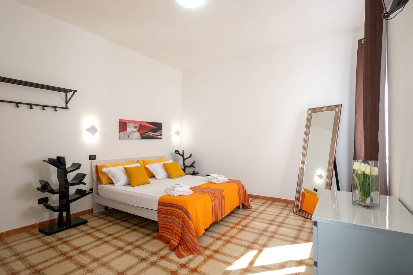Foto 8 von 27: Ferienhaus 'Villa Gaudì - Güell' mit Meerblick, WLAN und Klimaanlage