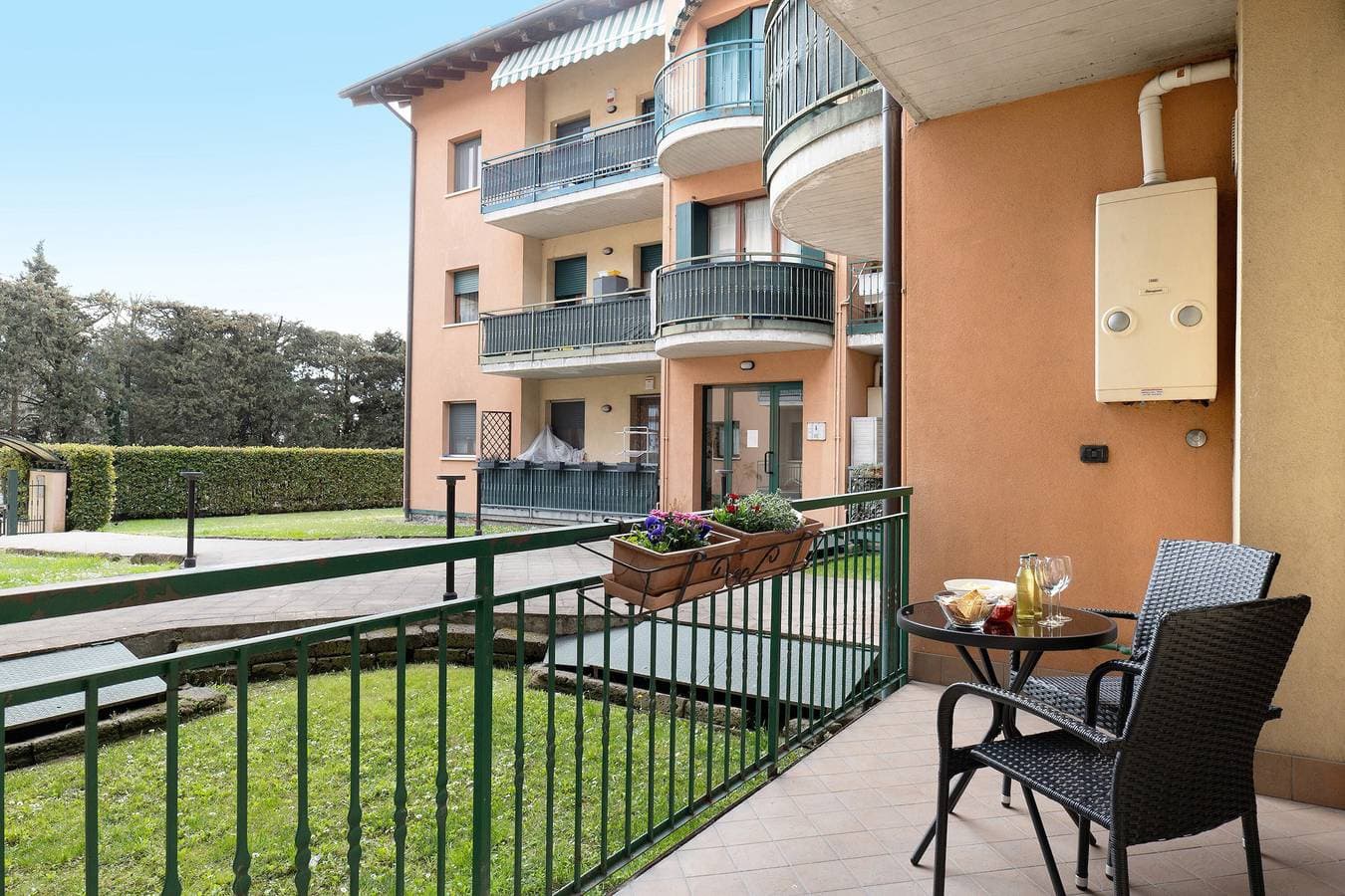 Foto 4 von 31: Ferienwohnung 'Kikosa House' mit privater Terrasse, WLAN und Klimaanlage