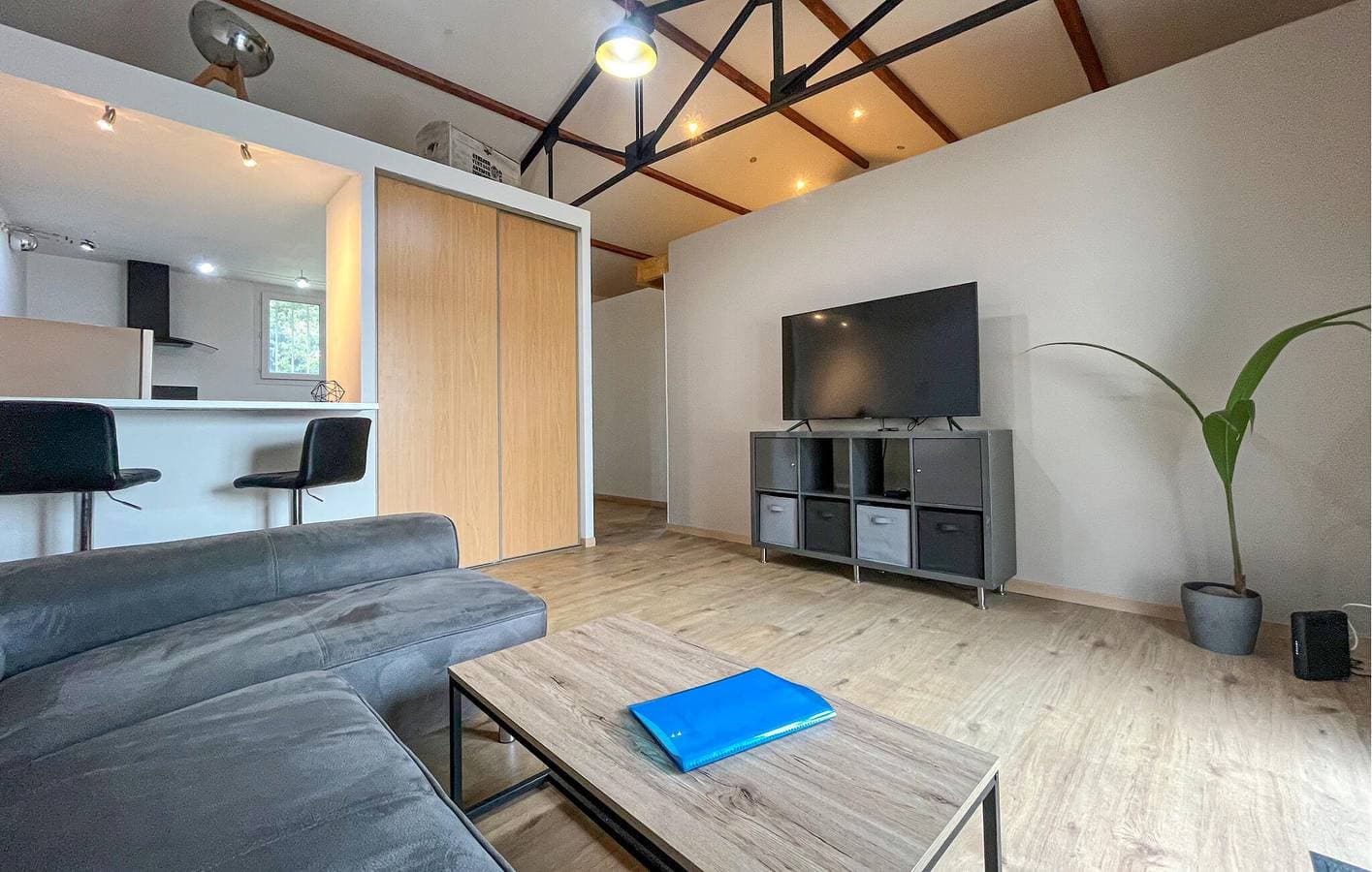 Foto 4 von 23: Moderne Wohnung mit Pool und WiFi, 1000m zum Restaurant La Pichade